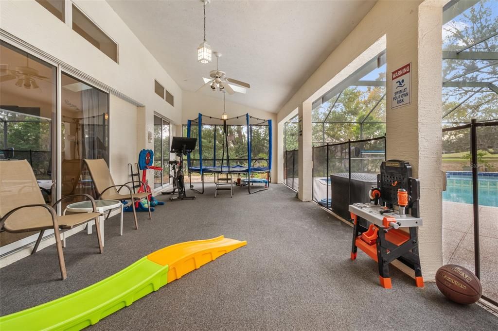 For Sale: $485,000 (4 beds, 2 baths, 2379 Square Feet)