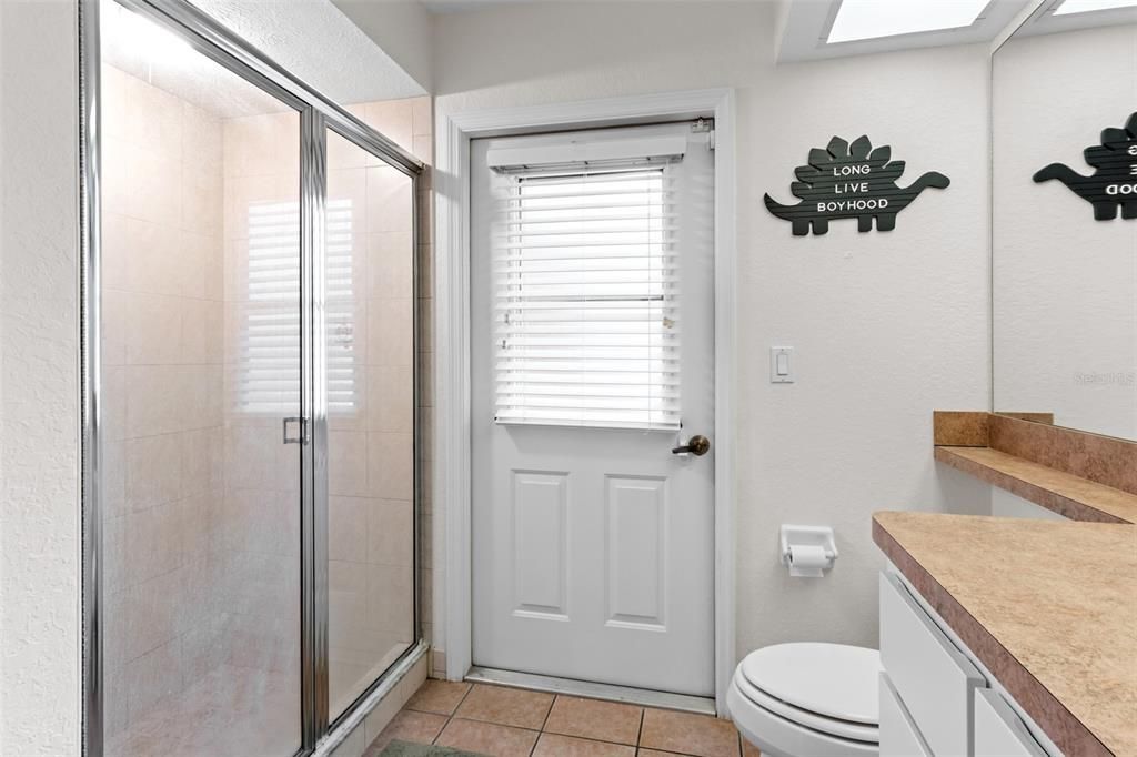 For Sale: $485,000 (4 beds, 2 baths, 2379 Square Feet)