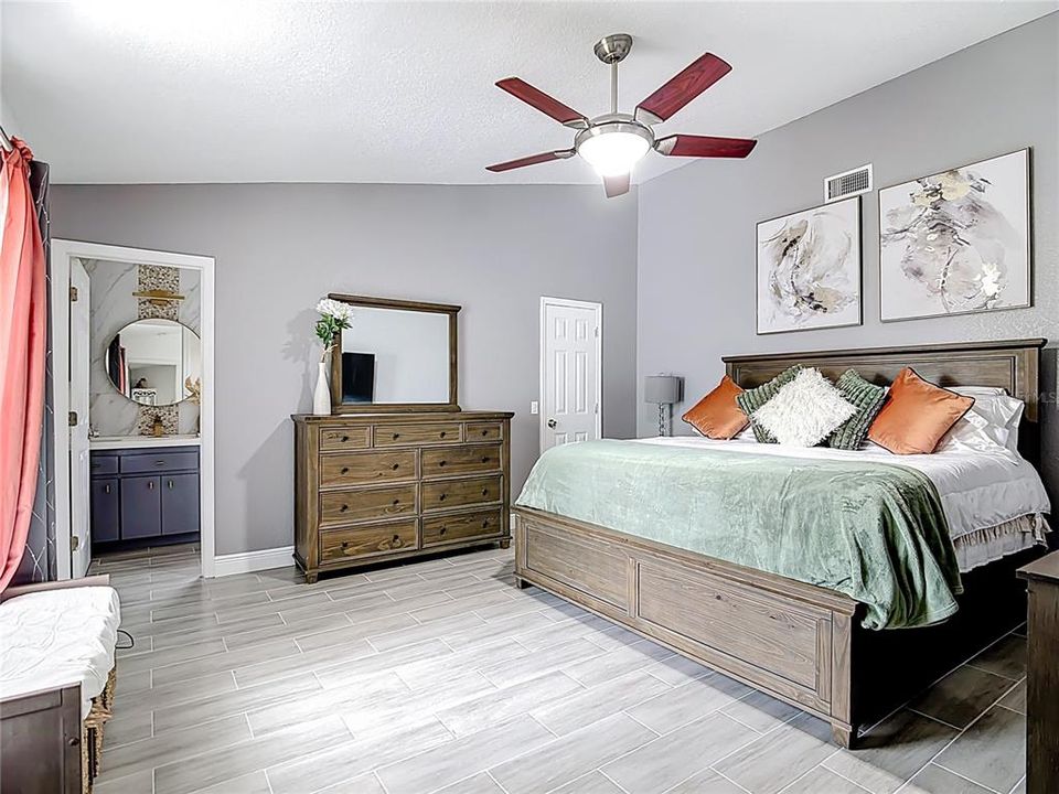 For Sale: $339,999 (3 beds, 2 baths, 1509 Square Feet)