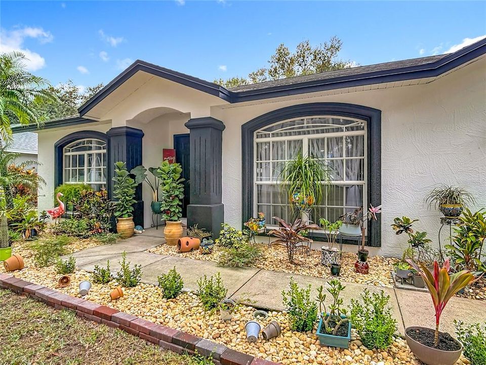 For Sale: $339,999 (3 beds, 2 baths, 1509 Square Feet)