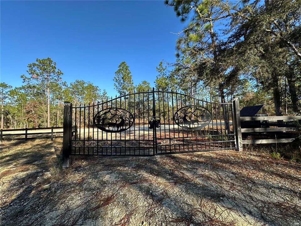 En Venta: $265,000 (4 camas, 2 baños, 1539 Pies cuadrados)