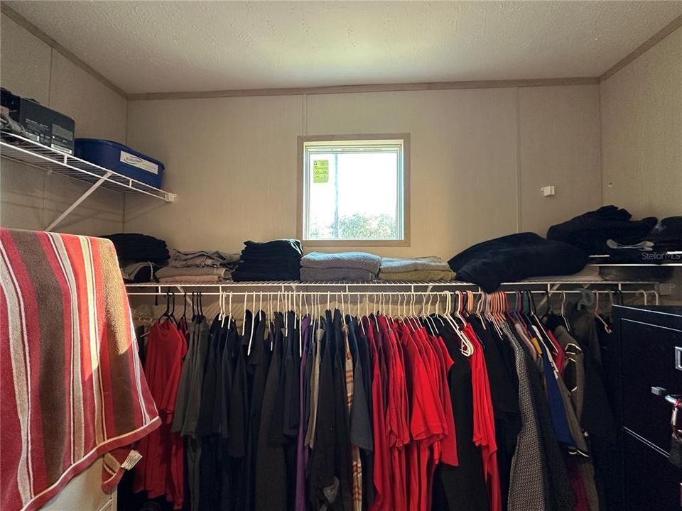 En Venta: $265,000 (4 camas, 2 baños, 1539 Pies cuadrados)