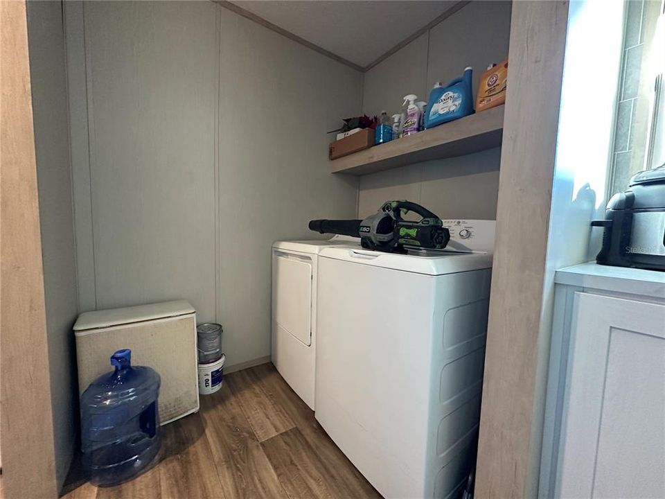 En Venta: $265,000 (4 camas, 2 baños, 1539 Pies cuadrados)