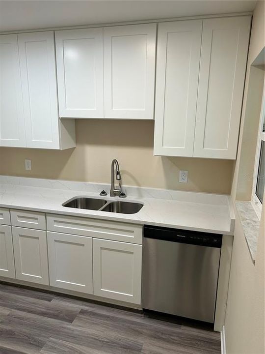 En Venta: $229,900 (2 camas, 1 baños, 844 Pies cuadrados)