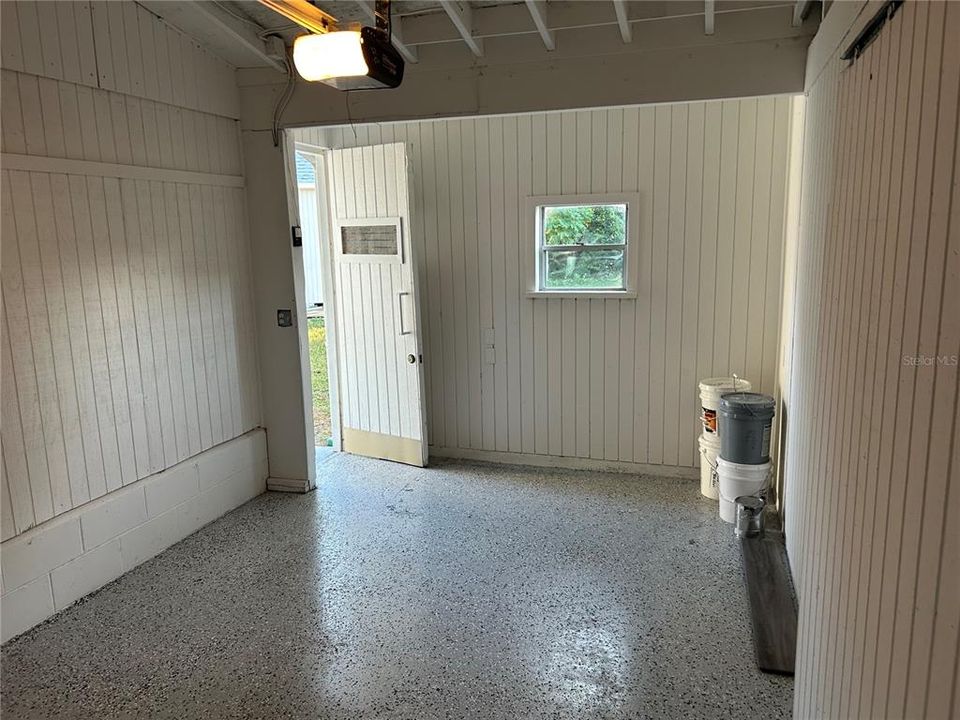 En Venta: $229,900 (2 camas, 1 baños, 844 Pies cuadrados)