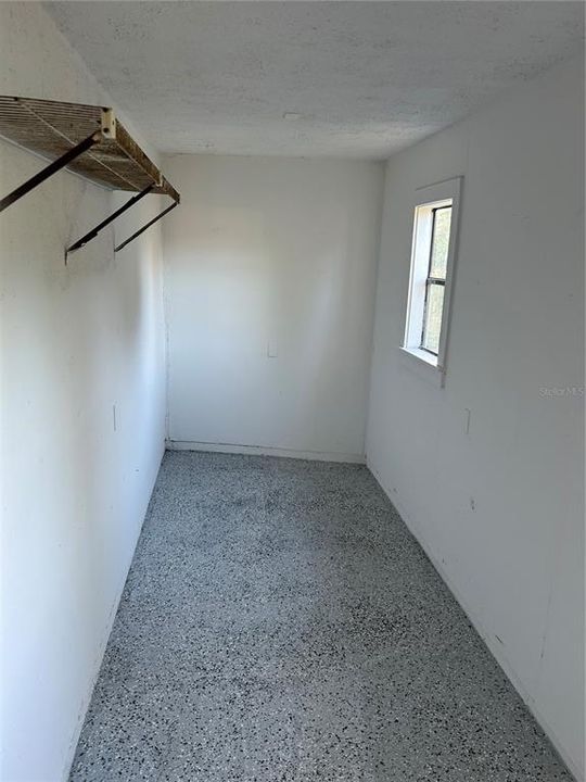 En Venta: $229,900 (2 camas, 1 baños, 844 Pies cuadrados)