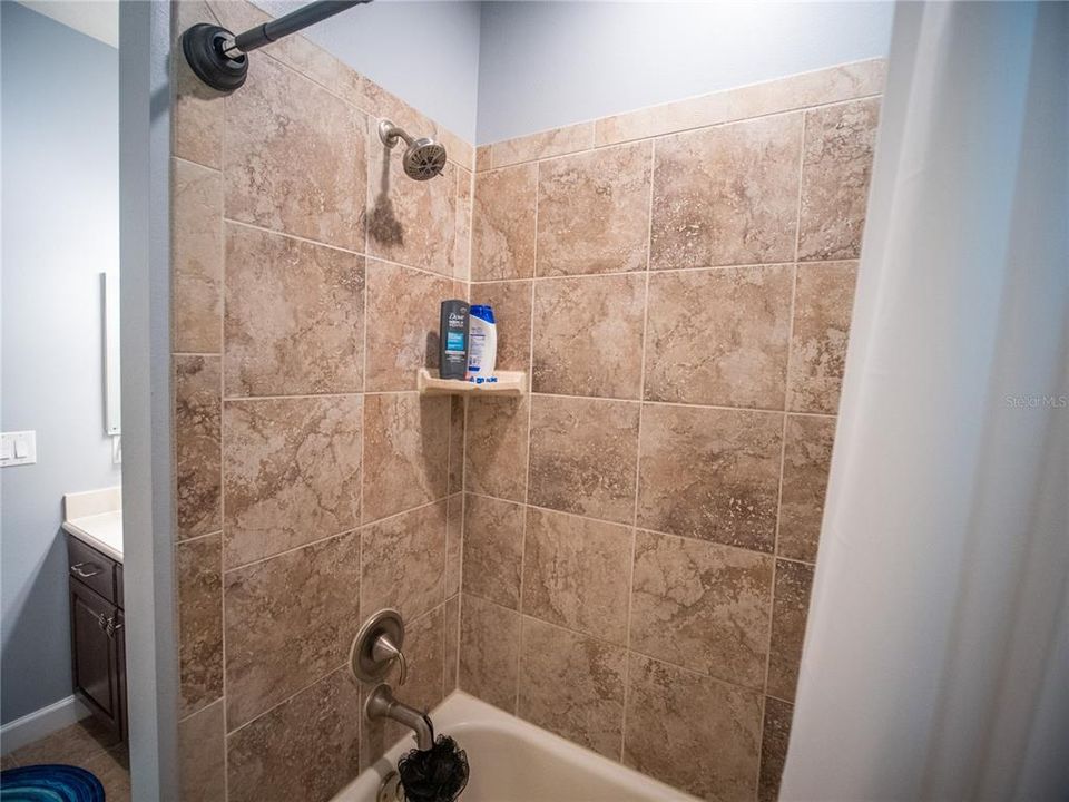 En Venta: $479,900 (3 camas, 3 baños, 3137 Pies cuadrados)