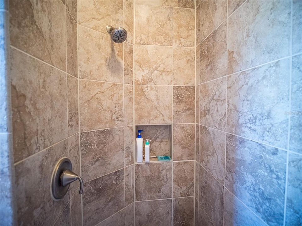 En Venta: $479,900 (3 camas, 3 baños, 3137 Pies cuadrados)