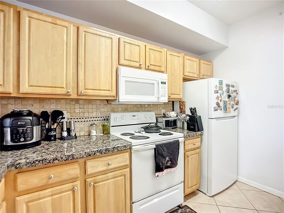 En Venta: $228,000 (2 camas, 2 baños, 1246 Pies cuadrados)