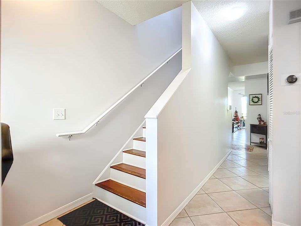 En Venta: $228,000 (2 camas, 2 baños, 1246 Pies cuadrados)