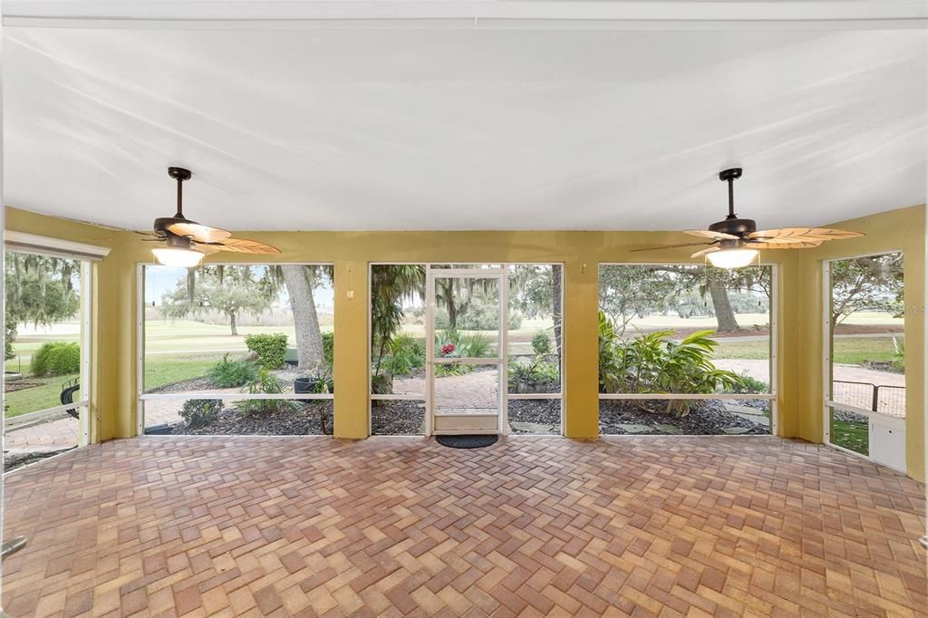 На продажу: $759,000 (3 спален, 2 ванн, 1899 Квадратных фут)