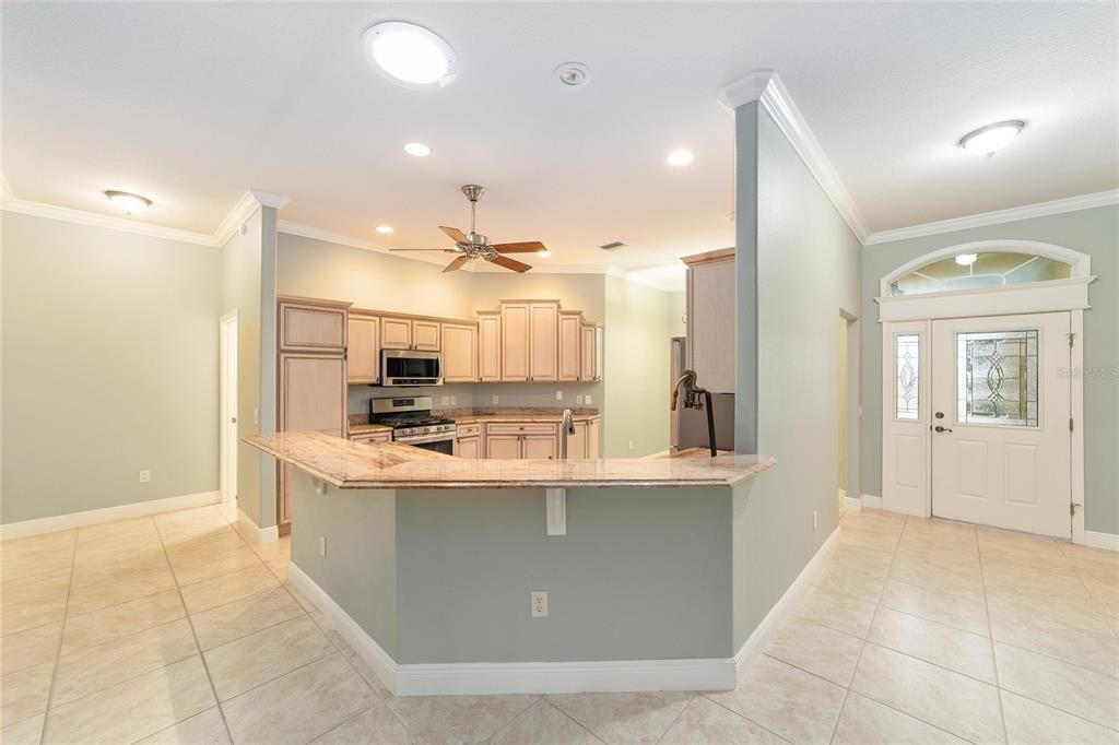 На продажу: $759,000 (3 спален, 2 ванн, 1899 Квадратных фут)