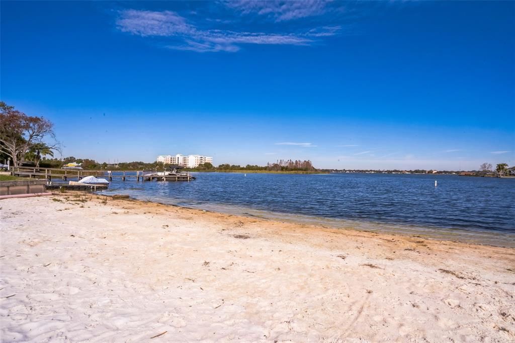 For Sale: $239,500 (2 beds, 2 baths, 1065 Square Feet)