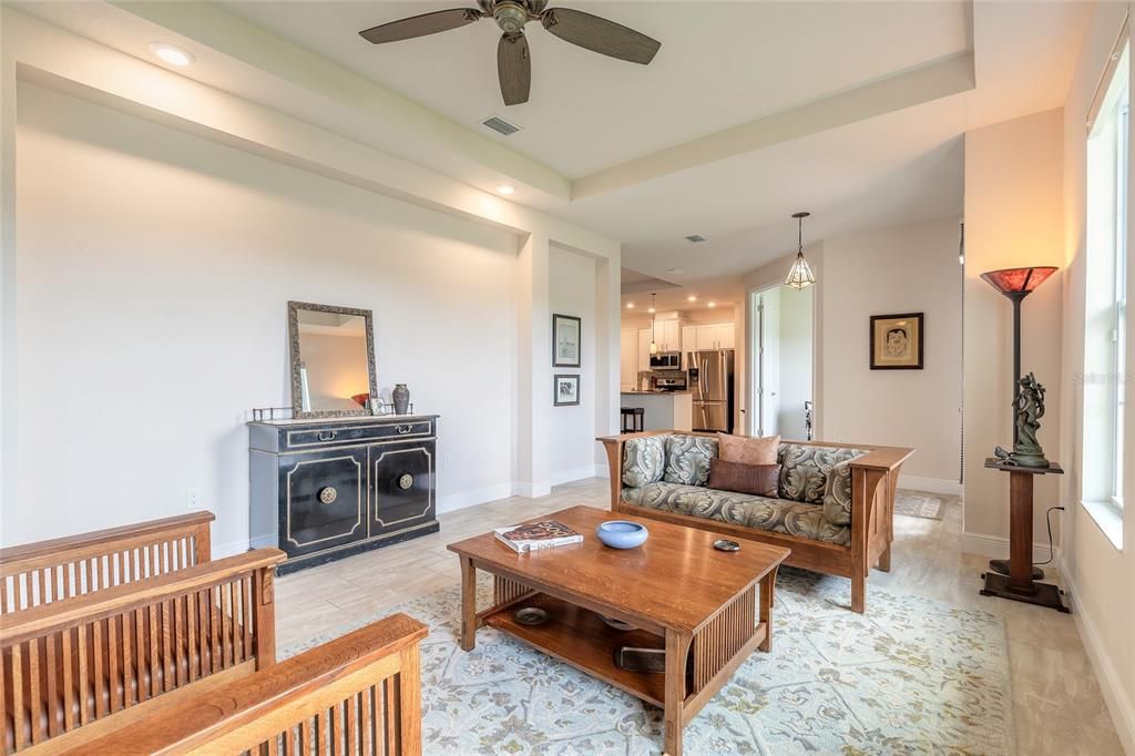 На продажу: $349,000 (2 спален, 2 ванн, 1593 Квадратных фут)