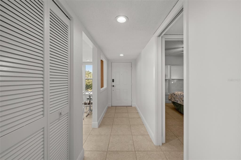 For Sale: $495,000 (2 beds, 2 baths, 1150 Square Feet)