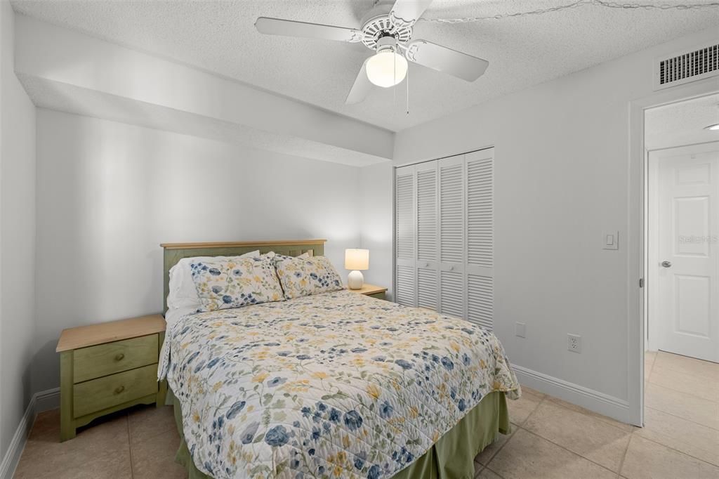 For Sale: $495,000 (2 beds, 2 baths, 1150 Square Feet)