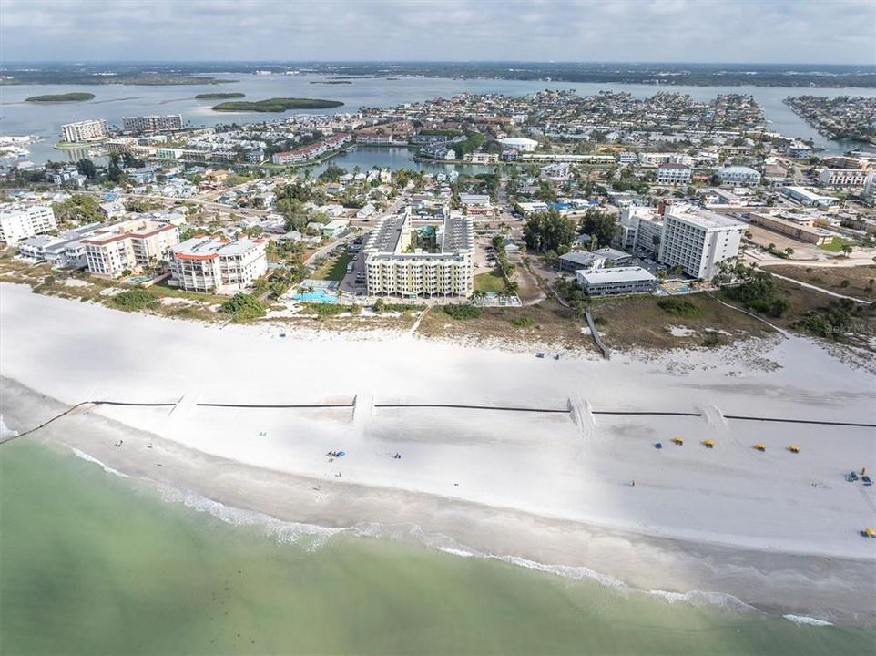 待售: $635,000 (2 贝兹, 1 浴室, 870 平方英尺)