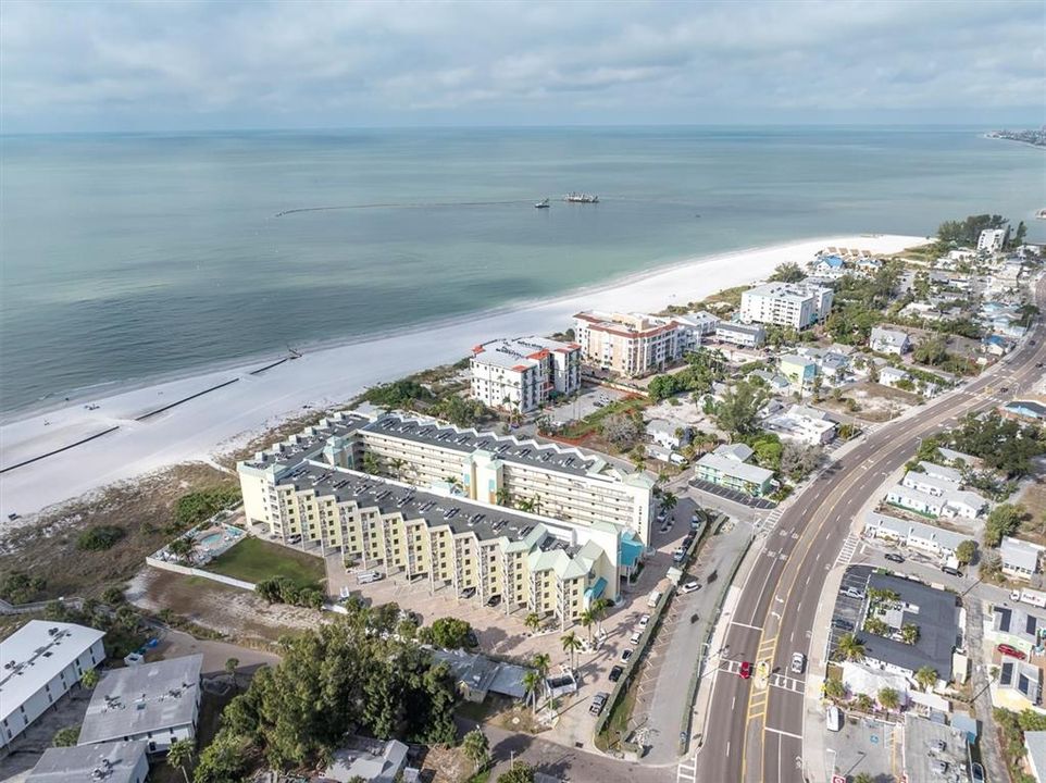 待售: $635,000 (2 贝兹, 1 浴室, 870 平方英尺)