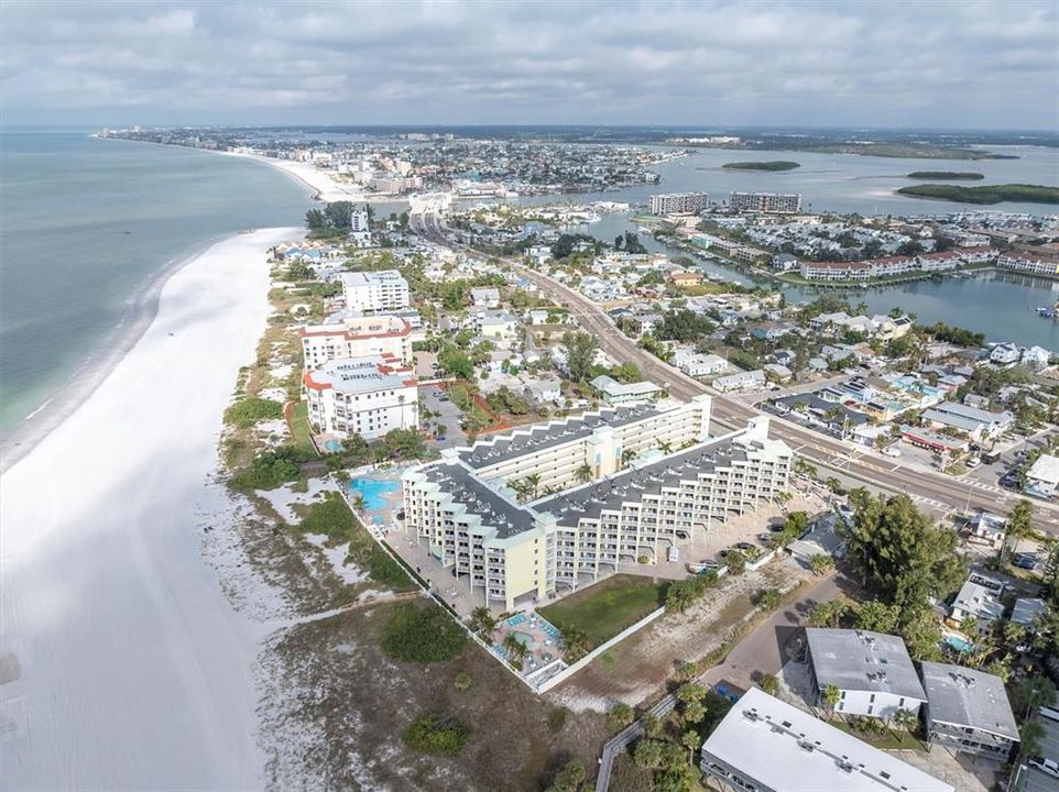 待售: $635,000 (2 贝兹, 1 浴室, 870 平方英尺)