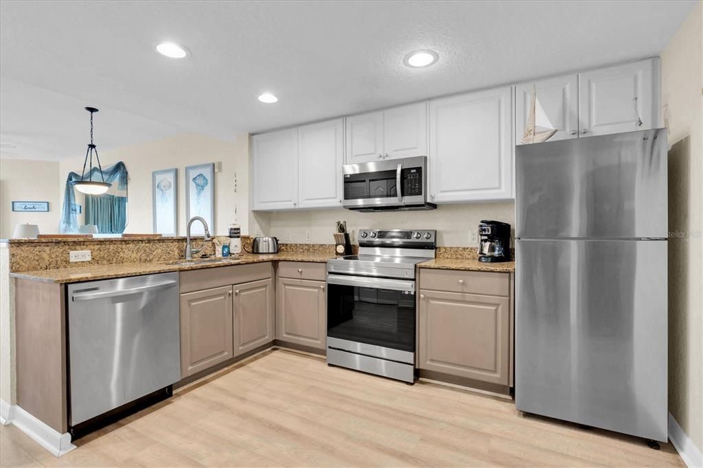 待售: $635,000 (2 贝兹, 1 浴室, 870 平方英尺)