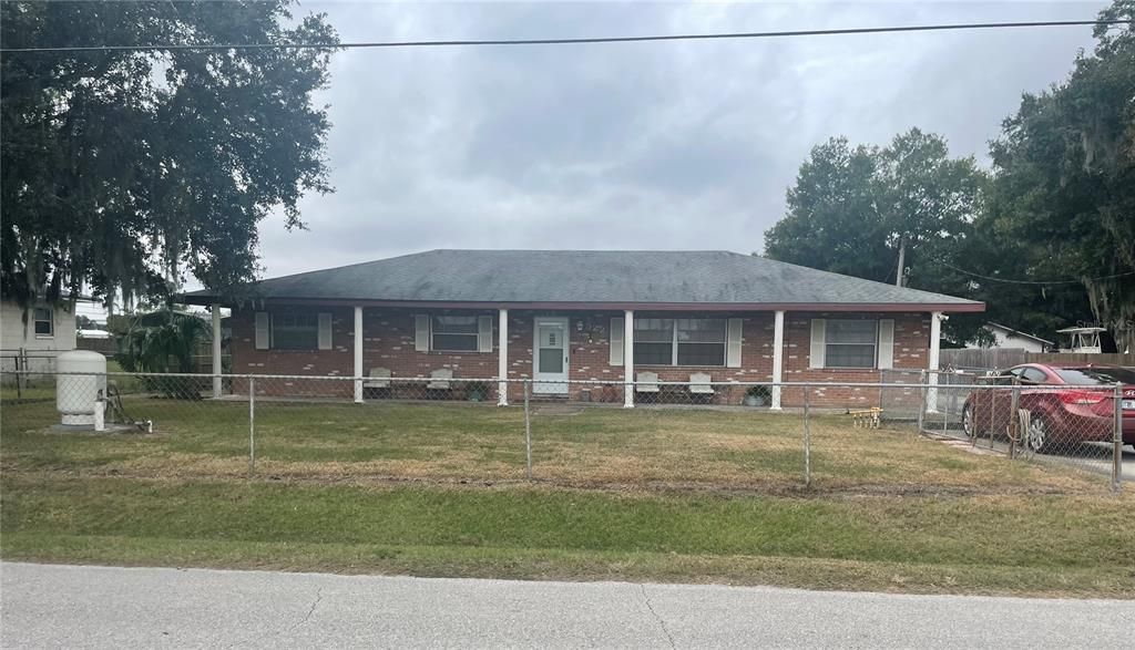 For Sale: $449,000 (4 beds, 2 baths, 2512 Square Feet)