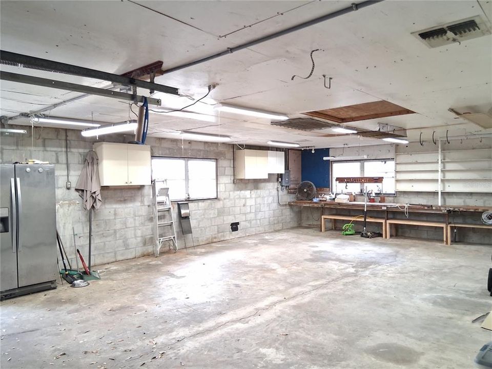 For Sale: $449,000 (4 beds, 2 baths, 2512 Square Feet)