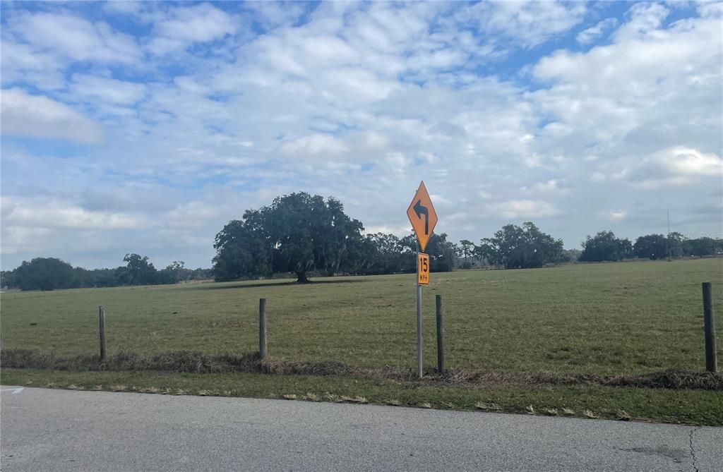 For Sale: $449,000 (4 beds, 2 baths, 2512 Square Feet)