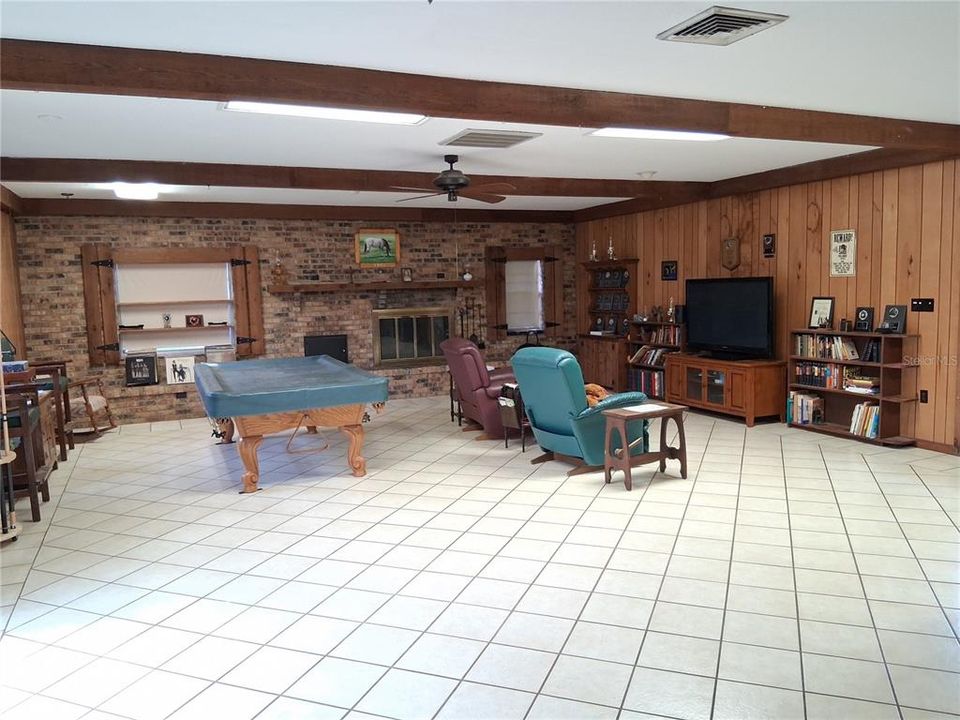 For Sale: $449,000 (4 beds, 2 baths, 2512 Square Feet)