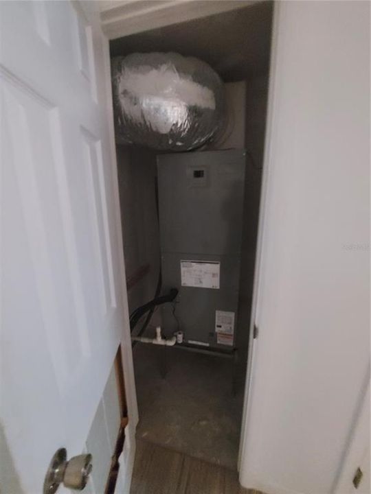 For Sale: $369,900 (3 beds, 2 baths, 1520 Square Feet)