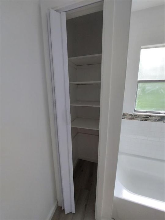 For Sale: $369,900 (3 beds, 2 baths, 1520 Square Feet)