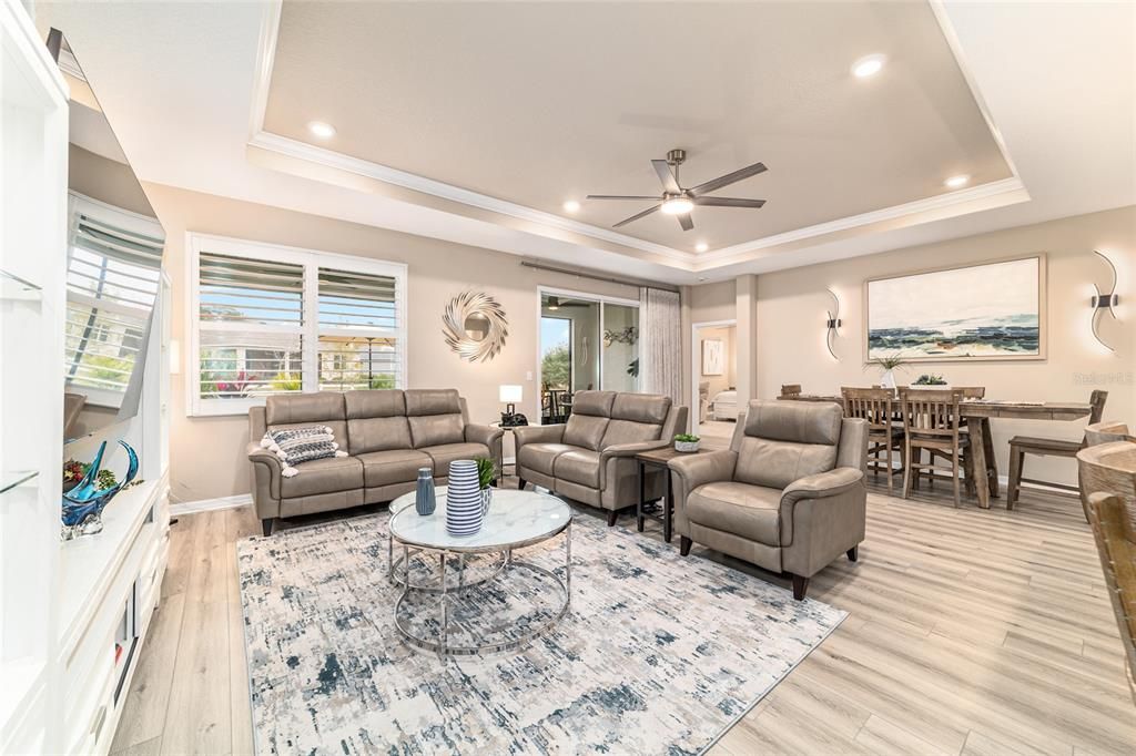 En Venta: $424,900 (3 camas, 2 baños, 2118 Pies cuadrados)