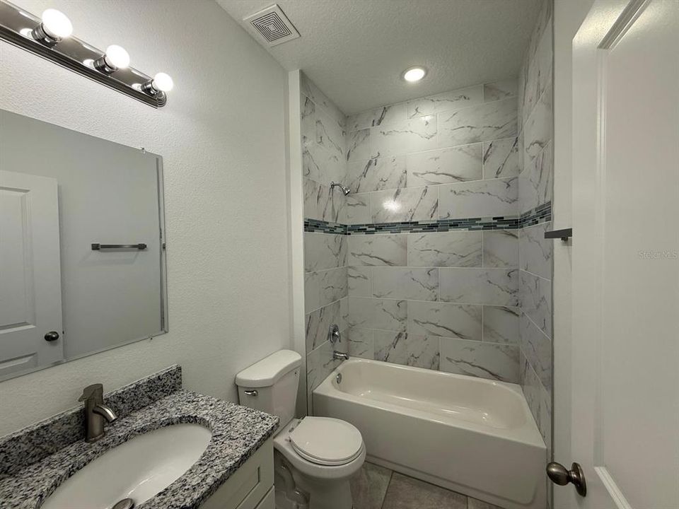 For Sale: $285,000 (4 beds, 2 baths, 1580 Square Feet)