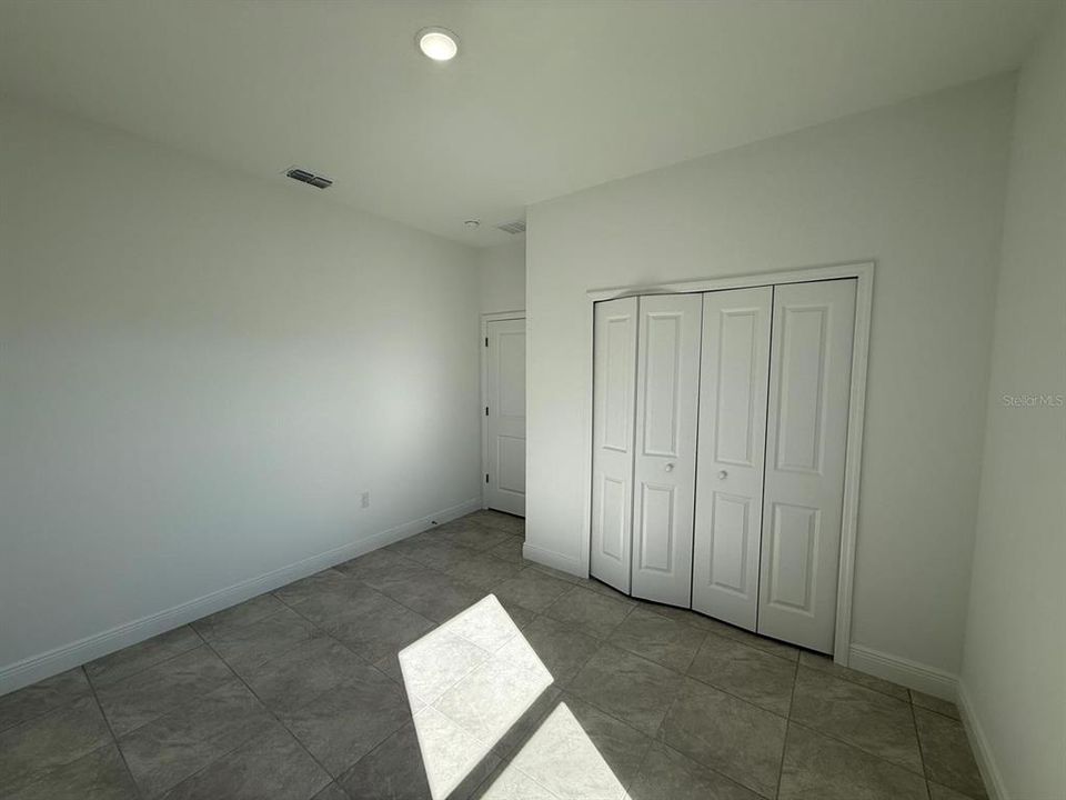 For Sale: $285,000 (4 beds, 2 baths, 1580 Square Feet)