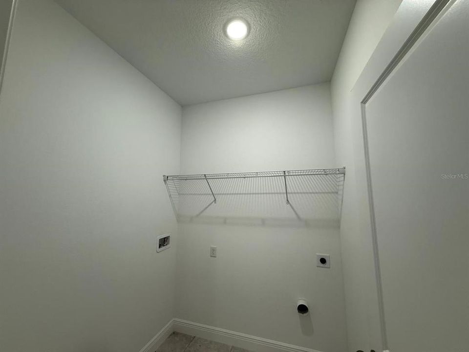 For Sale: $285,000 (4 beds, 2 baths, 1580 Square Feet)