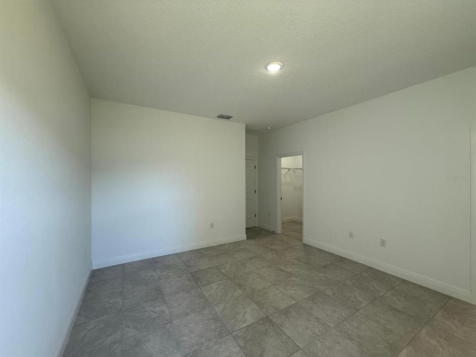 For Sale: $285,000 (4 beds, 2 baths, 1580 Square Feet)