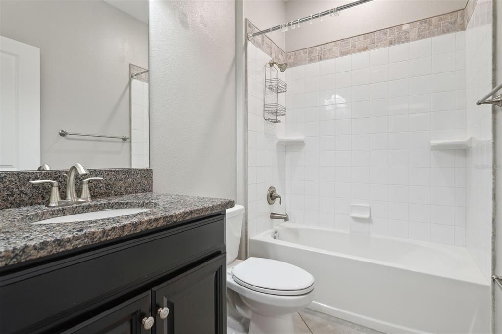 В аренду: $2,850 (4 спален, 3 ванн, 2040 Квадратных фут)