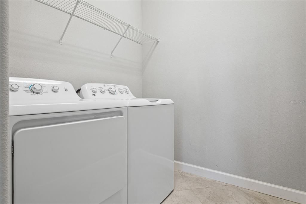 В аренду: $2,850 (4 спален, 3 ванн, 2040 Квадратных фут)