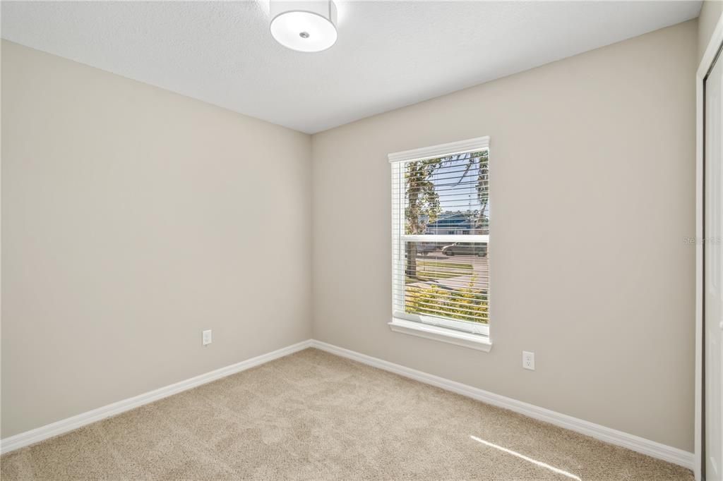 For Rent: $1,750 (3 beds, 2 baths, 1161 Square Feet)