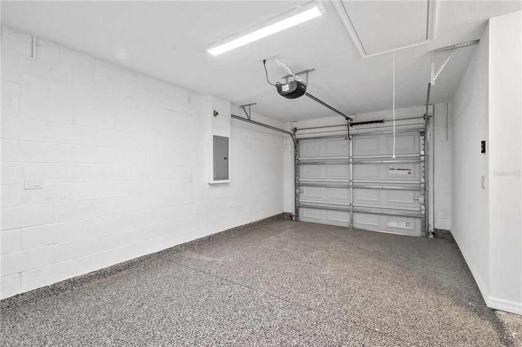 For Rent: $1,750 (3 beds, 2 baths, 1161 Square Feet)