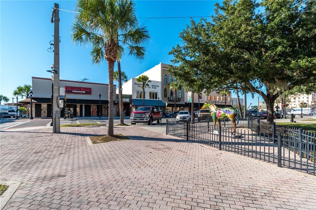 For Rent: $1,750 (3 beds, 2 baths, 1161 Square Feet)