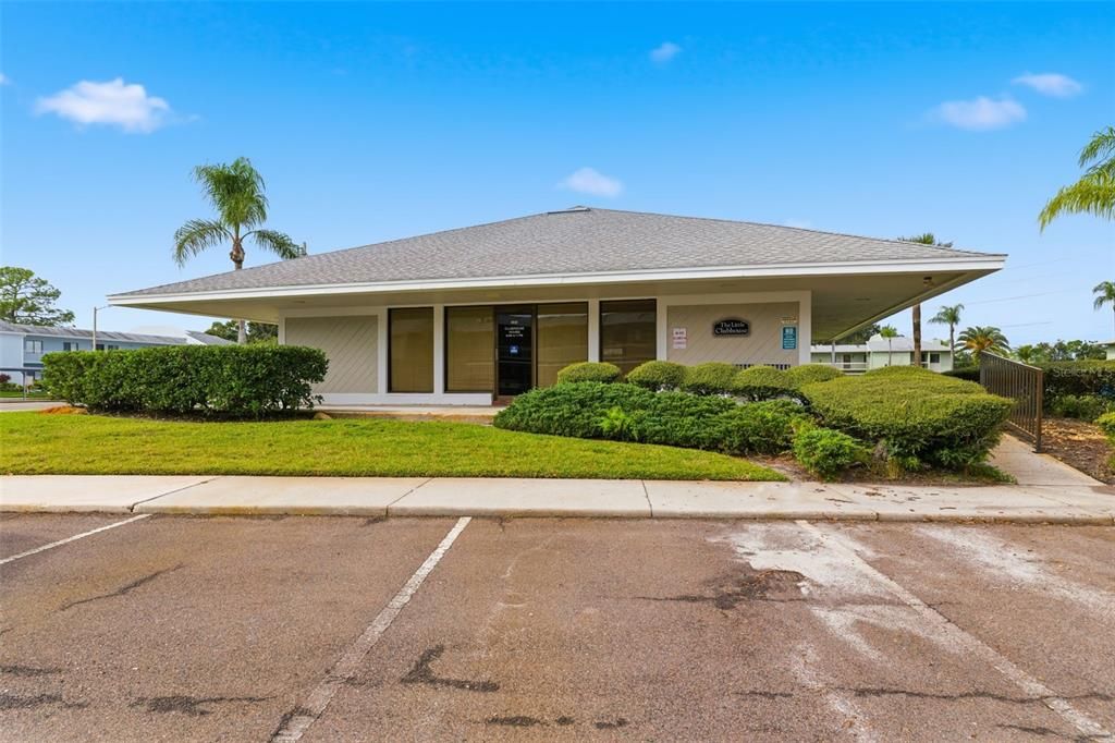 For Sale: $200,000 (2 beds, 2 baths, 1094 Square Feet)