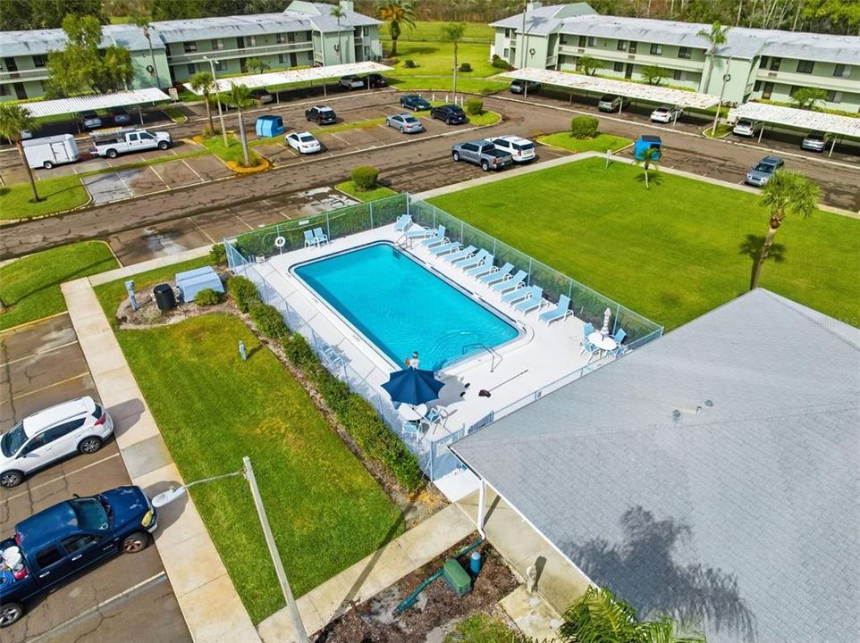 For Sale: $200,000 (2 beds, 2 baths, 1094 Square Feet)