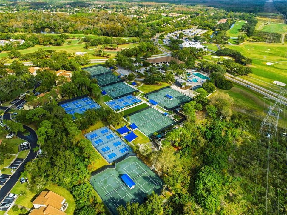 For Sale: $200,000 (2 beds, 2 baths, 1094 Square Feet)