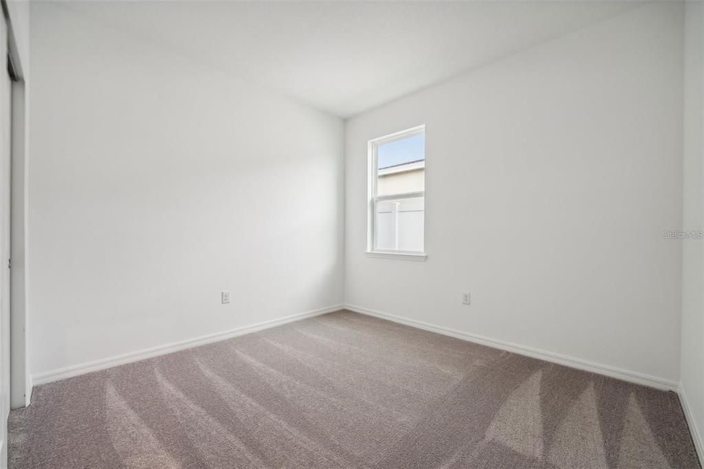 待售: $353,490 (4 贝兹, 3 浴室, 2001 平方英尺)