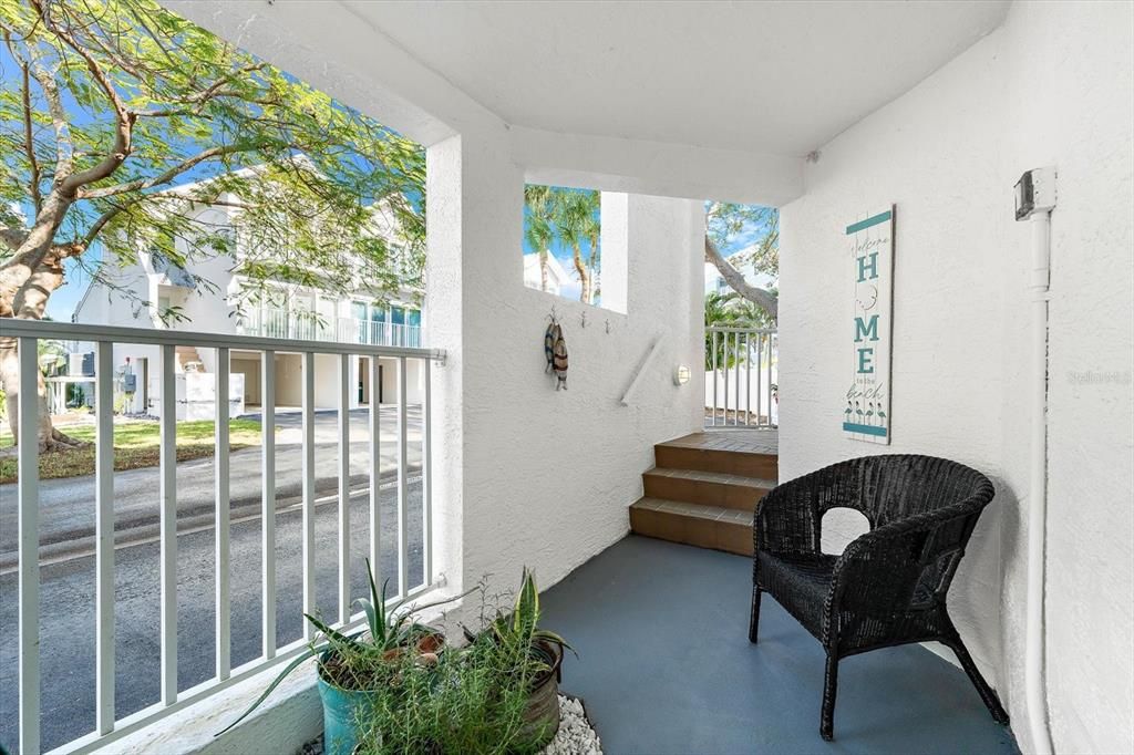 待售: $525,000 (2 贝兹, 2 浴室, 949 平方英尺)