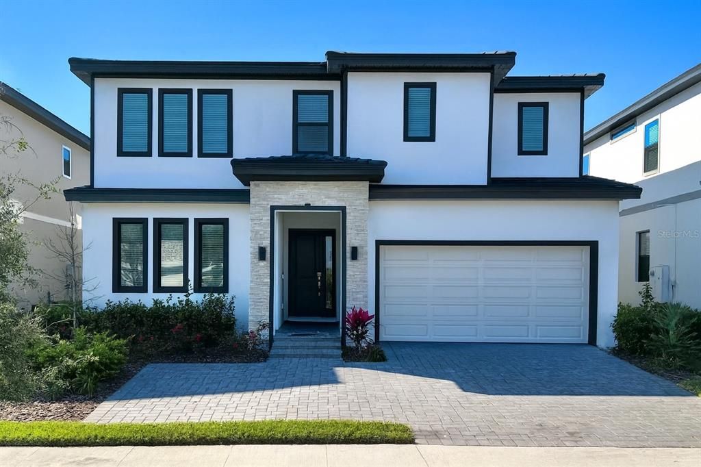 Vendido Recientemente: $1,537,510 (10 camas, 9 baños, 3830 Pies cuadrados)