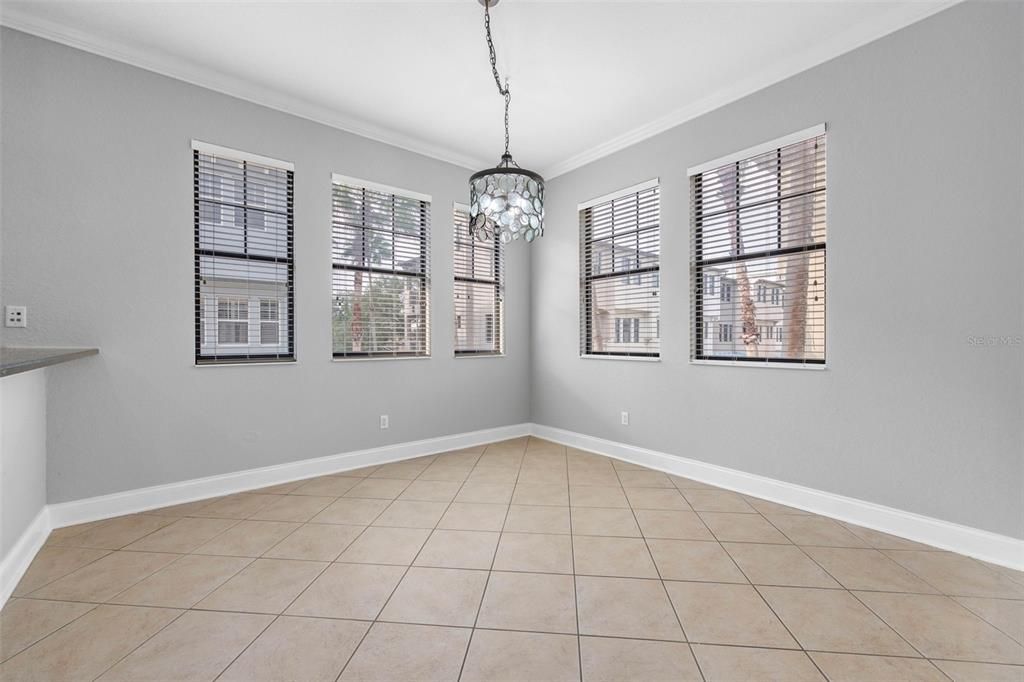 En Renta: $5,250 (3 camas, 3 baños, 2138 Pies cuadrados)