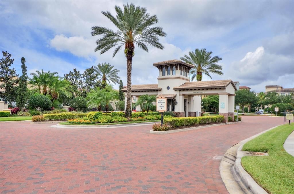 En Renta: $5,250 (3 camas, 3 baños, 2138 Pies cuadrados)