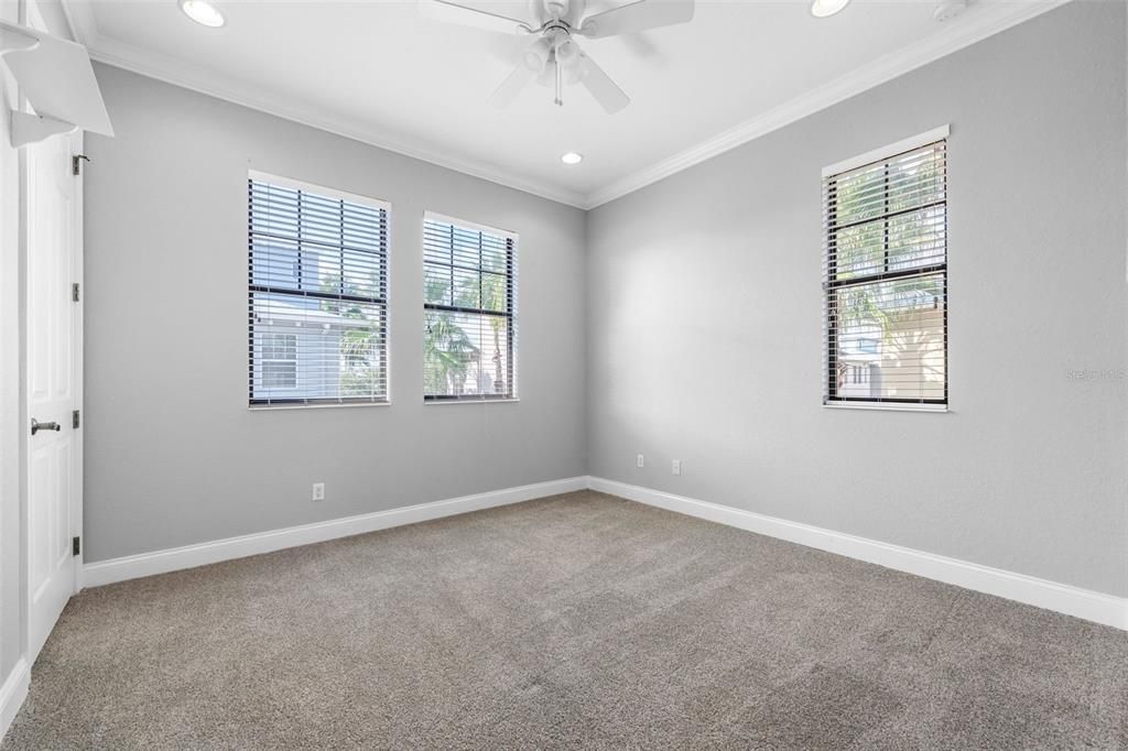 En Renta: $5,250 (3 camas, 3 baños, 2138 Pies cuadrados)