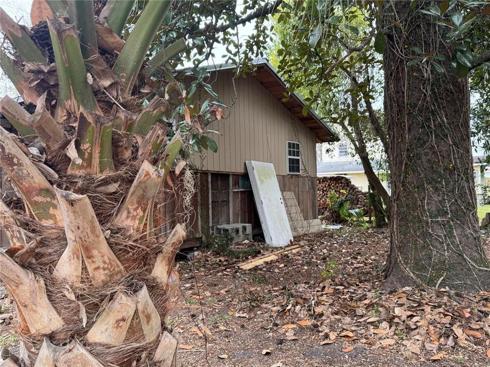 На продажу: $75,000 (3 спален, 1 ванн, 1356 Квадратных фут)